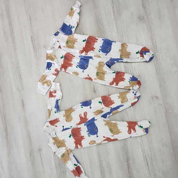 Set of 2 identical Carter Baby Footies - Picture 2 of 7